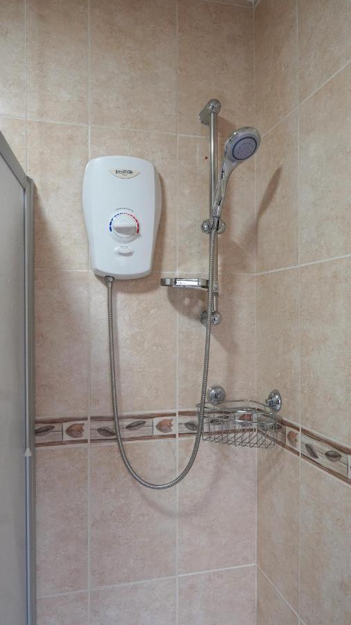 Portobello House - Four Bedroom House Perfect For Contractors - Sleeps 6 - Free Parking Вулвергемптон Екстериор снимка