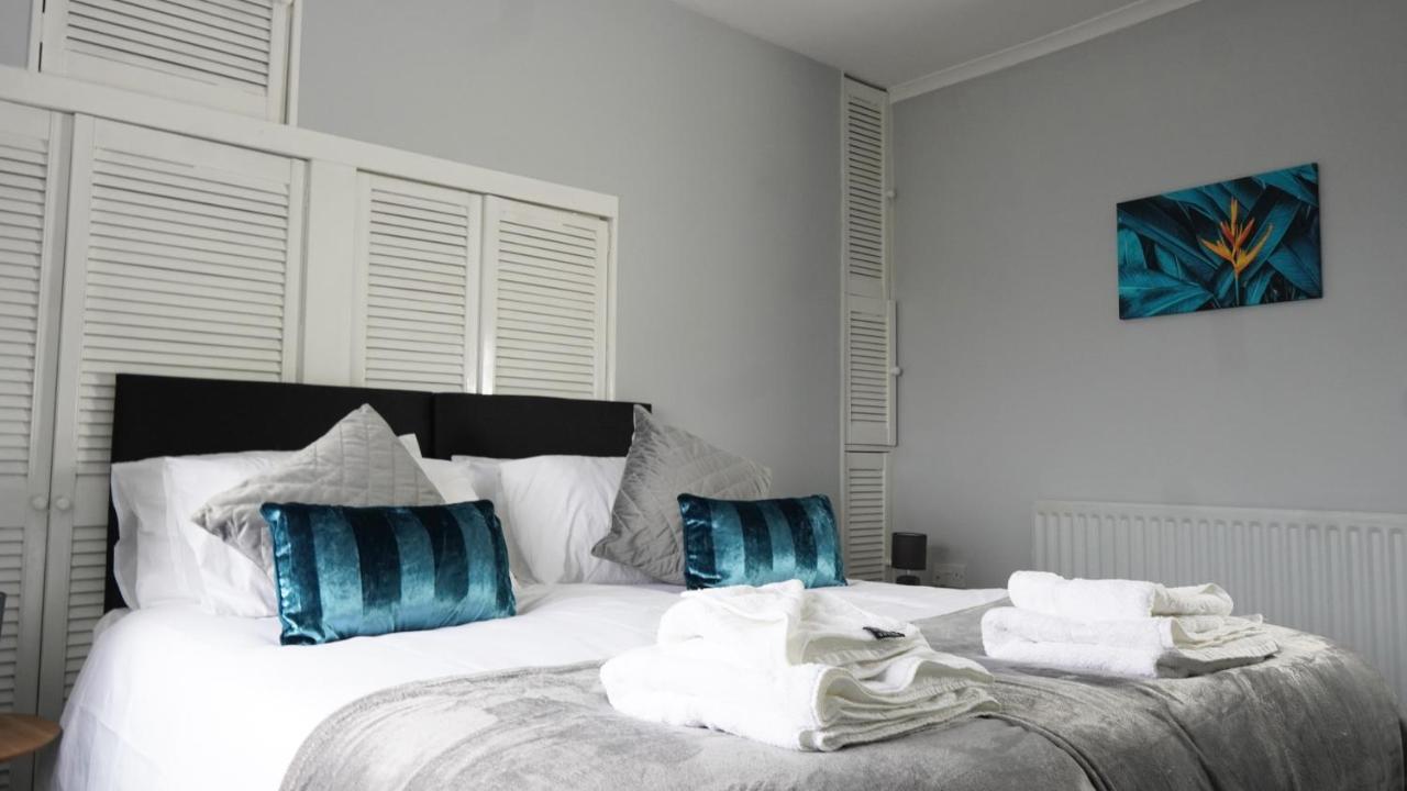 Portobello House - Four Bedroom House Perfect For Contractors - Sleeps 6 - Free Parking Вулвергемптон Екстериор снимка