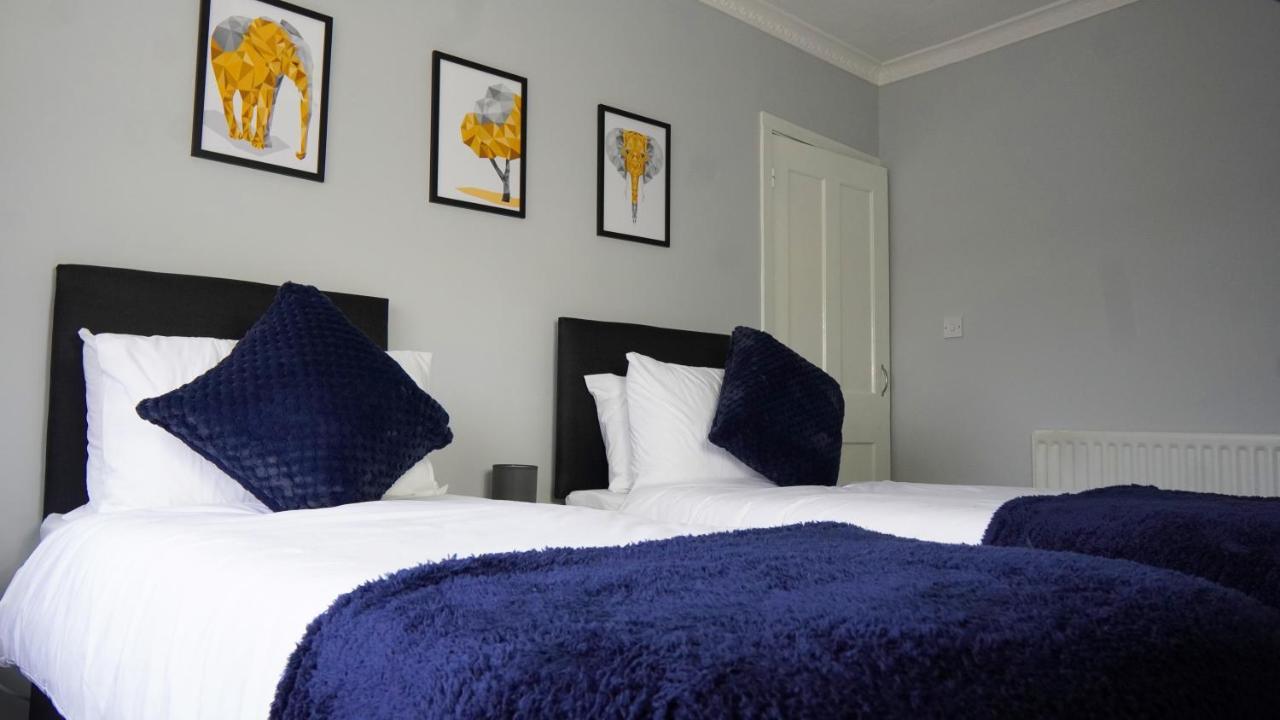 Portobello House - Four Bedroom House Perfect For Contractors - Sleeps 6 - Free Parking Вулвергемптон Екстериор снимка