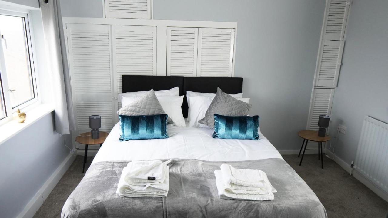 Portobello House - Four Bedroom House Perfect For Contractors - Sleeps 6 - Free Parking Вулвергемптон Екстериор снимка