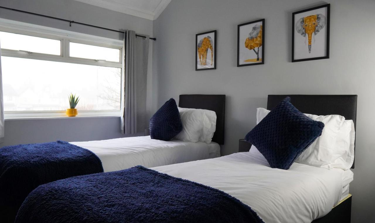 Portobello House - Four Bedroom House Perfect For Contractors - Sleeps 6 - Free Parking Вулвергемптон Екстериор снимка